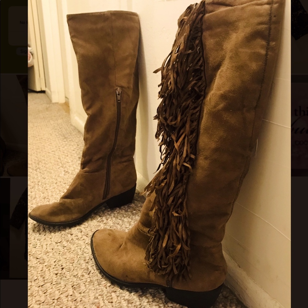 Tan Suede Shag zipup boots!! 🤎👢👢